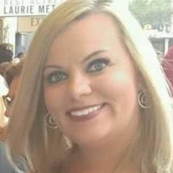 Meet your Posher, Heather - Picture 1 of 1